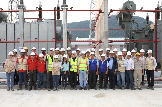 Vỡ òa trong khoảnh khắc hòa lưới điện quốc gia thành công của công trình “Áp xanh” Sao Mai 210 MWp trong thời khắc gần bước sang ngày mới 2/12/2020.