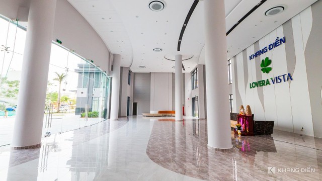 Sảnh đón tại Lovera Vista đươc xây dựng rộng rãi, thoáng đãng, sang trọng và lịch sự.