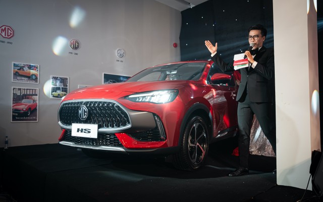 Ngay trong sự kiện khai trương đại lý MG Cần Thơ, mẫu xe MG HS 2024 được Haxaco cho ra mắt người tiêu dùng. Ngay trong sự kiện khai trương đại lý MG Cần Thơ, mẫu xe MG HS 2024 được Haxaco cho ra mắt người tiêu dùng.