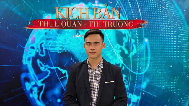 Ông Trịnh Hà, chuyên gia tài chính độc lập trao đổi tại Talkshow. Ảnh Chí Cường.