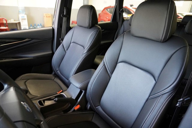 Xe G50 MT được trang bị ghế da Nappa cao cấp mang lại trải nghiệm êm ái cho người sử dụng