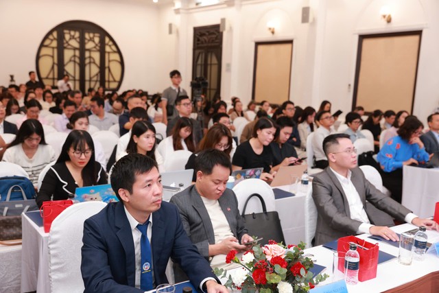 Các chuyên gia nhận định nền kinh tế được kỳ vọng tăng trưởng bứt phá với sự kết hợp của những động lực truyền thống và động lực tăng trưởng mới.