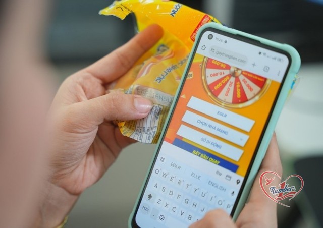 Hơn 4 triệu mã dự thưởng hợp lệ đã được ghi nhận cho đợt quay số thứ hai của chương trình "Xé ngay trúng liền", tạo nên một trong những đợt quay thưởng có quy mô lớn nhất từ trước đến nay. Hơn 4 triệu mã dự thưởng hợp lệ đã được ghi nhận cho đợt quay số thứ hai của chương trình "Xé ngay trúng liền", tạo nên một trong những đợt quay thưởng có quy mô lớn nhất từ trước đến nay.