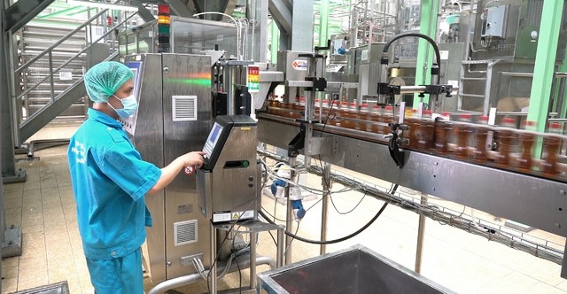 Luật Công ty và Luật Doanh nghiệp tư nhân ra đời đã mở ra không gian phát triển mới cho khu vực kinh tế tư nhân. Luật Công ty và Luật Doanh nghiệp tư nhân ra đời đã mở ra không gian phát triển mới cho khu vực kinh tế tư nhân.