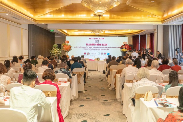 Toàn cảnh tọa đàm