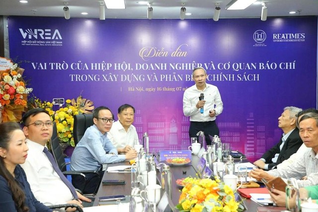 TS. Phan Đức Hiếu, Ủy viên chuyên trách Ủy ban Kinh tế và Tài chính của Quốc hội