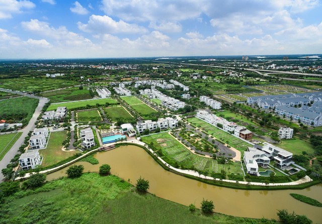Với sự phát triển của hạ tầng, khu vực vùng ven sẽ tiếp tục chiếm sóng trong thời gian tới (Ảnh: Lê Toàn)