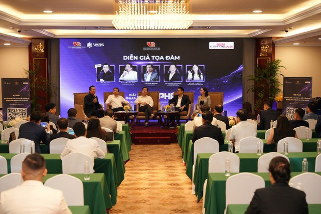 Toàn cảnh buổi toạ đàm.