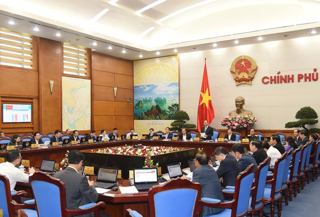 Thủ tướng Nguyễn Xuân Phúc: Nhiều kết quả ấn tượng trong tháng 10 ảnh 1