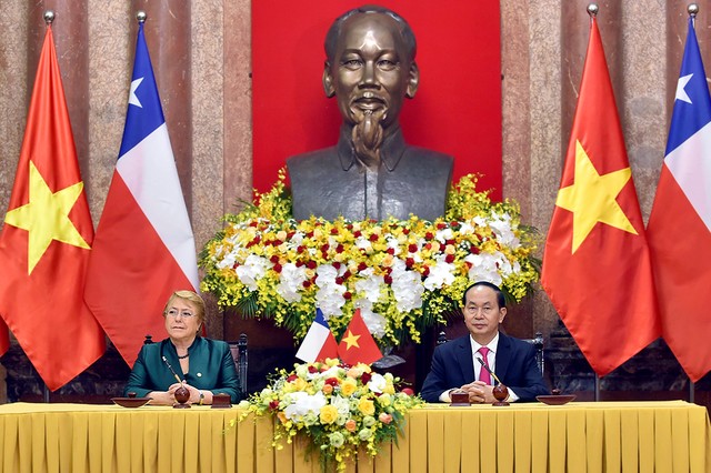 Chủ tịch nước Trần Đại Quang đón Tổng thống Chile Michelle Bachelet ảnh 6