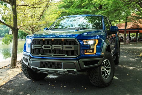 Dân chơi Việt kể chuyện gian nan nhập xế 'khủng' hàng lướt ảnh 1