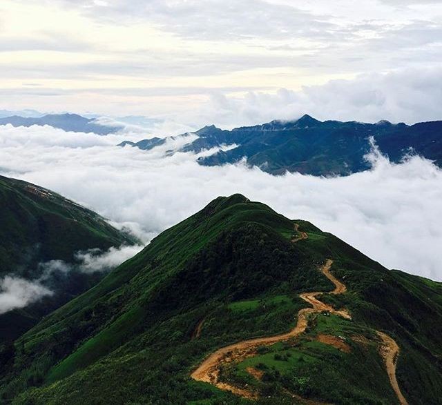 Đông đến, đừng lỡ hẹn đi “săn” biển mây đẹp nhất Việt Nam ảnh 7