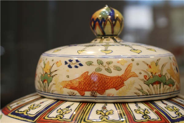 Chiếc bình cổ vừa được bán giá 622 tỷ đồng gây choáng có gì đặc biệt? ảnh 1