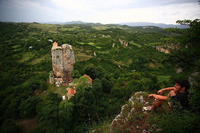 'Cột đá của Sự sống' ảnh 1