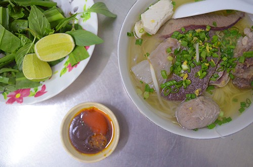 Tiệm hủ tiếu bò viên gốc Triều Châu hơn 50 năm ở Sài Gòn ảnh 1