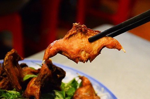 Vịt nấu chao và chuột đồng chiên nước mắm ở Cần Thơ ảnh 2