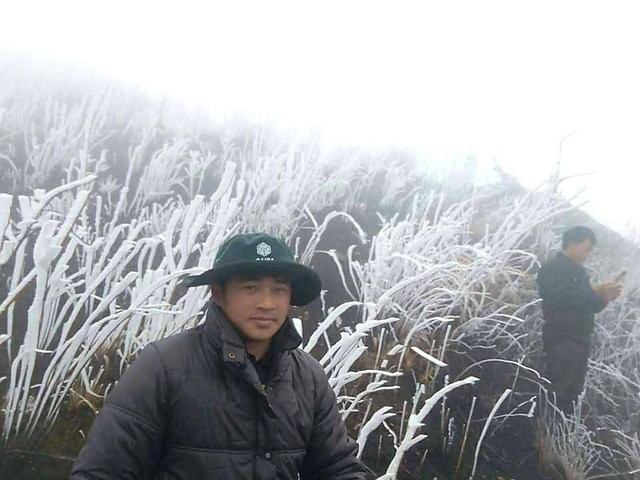 Băng tuyết xuất hiện tại vùng cao của Lào Cai ảnh 1
