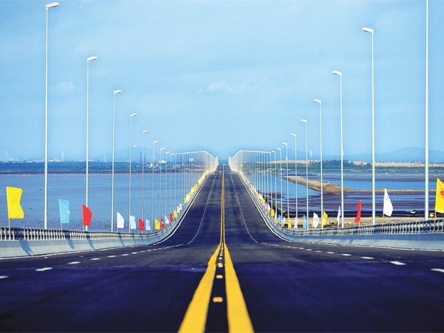 Khởi đầu chặng đường phát triển mới của đất nước ảnh 1