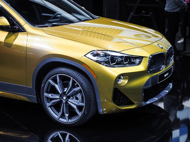 BMW X2 - đối thủ mới của Mercedes GLA ảnh 3