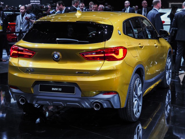 BMW X2 - đối thủ mới của Mercedes GLA ảnh 4