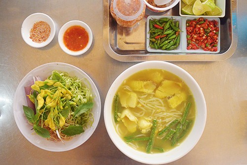 5 món ăn ngon ở chợ hoa lớn nhất Sài Gòn ảnh 3