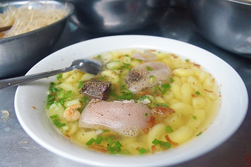 5 món ăn ngon ở chợ hoa lớn nhất Sài Gòn ảnh 1