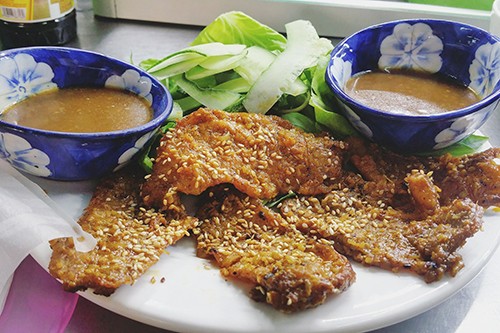 7 món ngon phải thử tại ngôi chợ lâu năm nhất Hội An ảnh 2