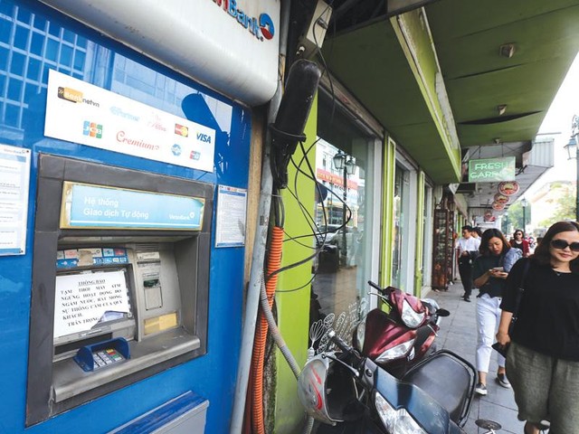Nguy cơ quá tải, nghẽn mạng ATM dịp Tết có thể tái diễn ảnh 1