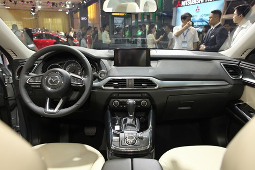 Mazda CX-9 giá 56.000 USD - lựa chọn cho khách đã chán Toyota Fortuner ảnh 2