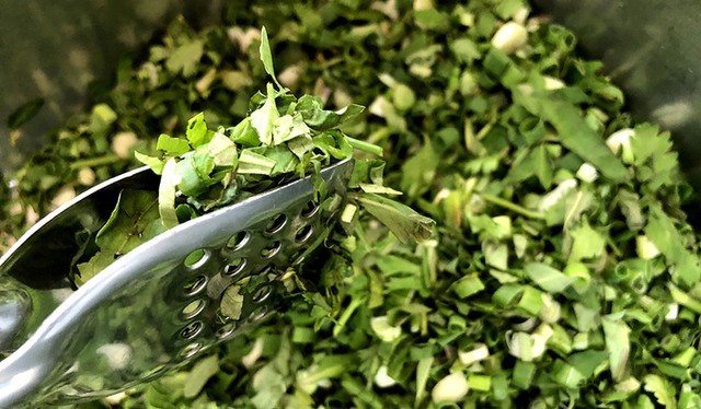 Quán cháo mực gợi ký ức của nhiều sinh viên kiến trúc ở Sài Gòn ảnh 8