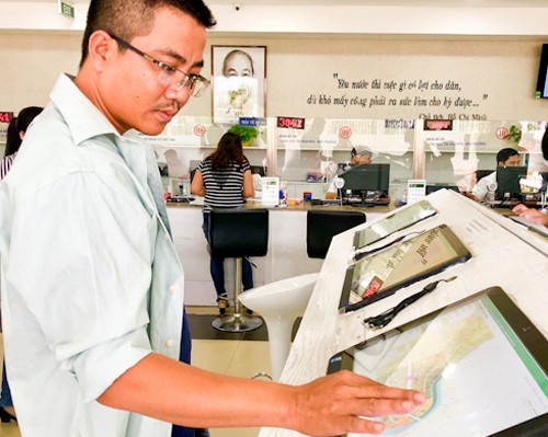 TP HCM sắp có robot trả lời thắc mắc về thủ tục hành chính ảnh 1