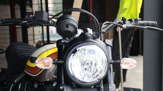 Ducati Scrambler Mach 2.0 giá 365 triệu đồng tại Việt Nam ảnh 2