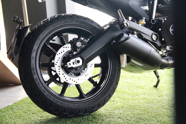 Ducati Scrambler Mach 2.0 giá 365 triệu đồng tại Việt Nam ảnh 3