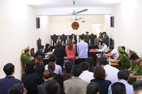 Quán karaoke bị cháy khiến 13 người chết, bà chủ nhận 9 năm tù ảnh 1