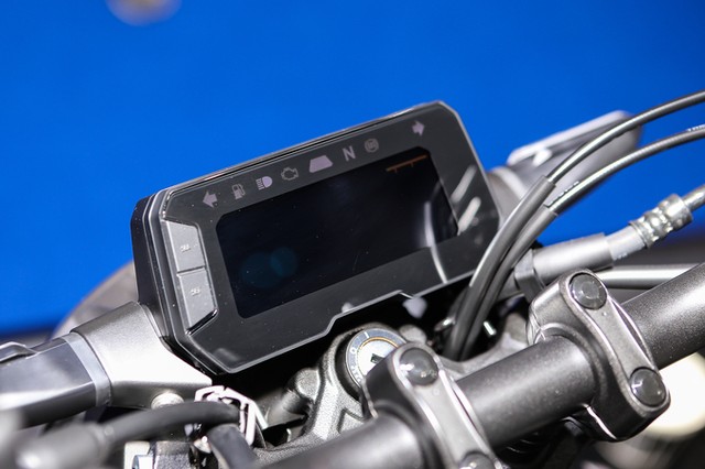 Honda CB300R 2018 giá từ 4.800 USD tại Thái Lan ảnh 4