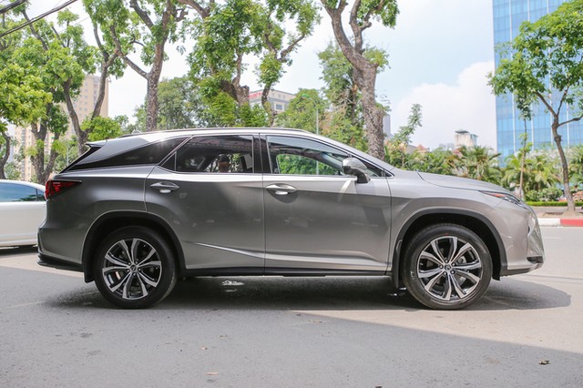 Lexus RX350L 7 chỗ đầu tiên về Việt Nam giá 5 tỷ ảnh 4