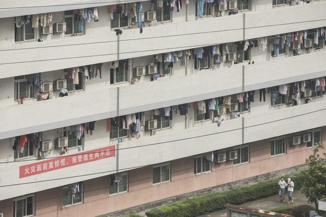 Cổ phiếu công ty tăng 9.500%, công nhân, bảo vệ cũng thành triệu phú ảnh 1