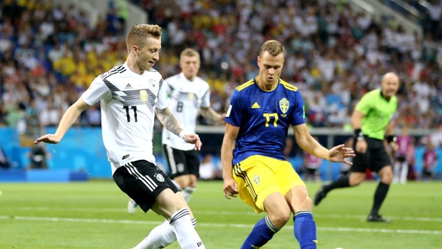 Đức 2-1 Thụy Điển: Mồ hôi, máu và bản lĩnh! ảnh 1