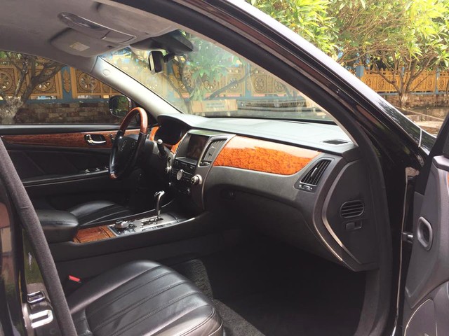 Hàng hiếm Hyundai Equus Limousine 2010 rao bán gần 1,4 tỷ đồng ảnh 2