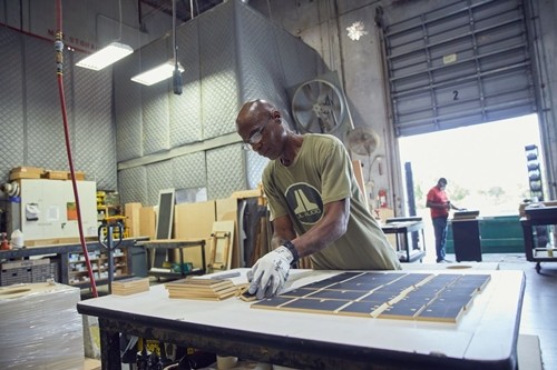 Nhà máy Mỹ thành nạn nhân vì đòn thuế của ông Trump ảnh 1