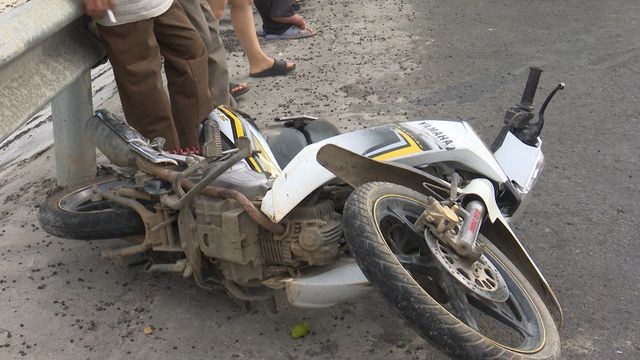 Phú Yên: 6 phương tiện gặp tai nạn liên hoàn khi đổ đèo, 1 phụ nữ tử vong ảnh 1