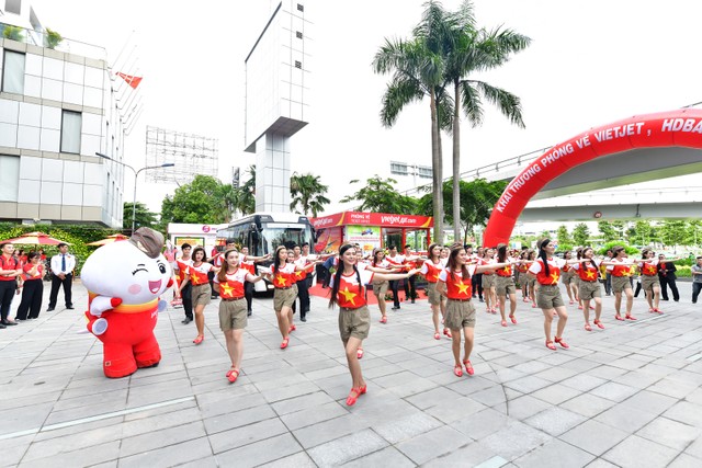 Vietjet khai trương phòng vé mới cùng tổ hợp dịch vụ toàn diện cho khách hàng ảnh 3