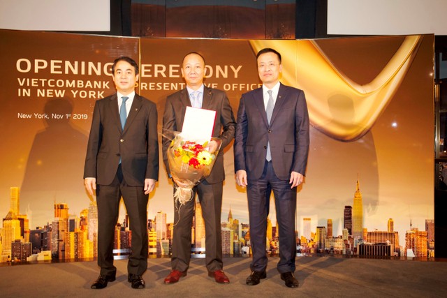Vietcombank khai trương Văn phòng đại diện tại Mỹ ảnh 2