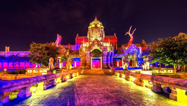 Du ngoạn thế giới ngay tại Việt Nam, tại sao không? ảnh 1