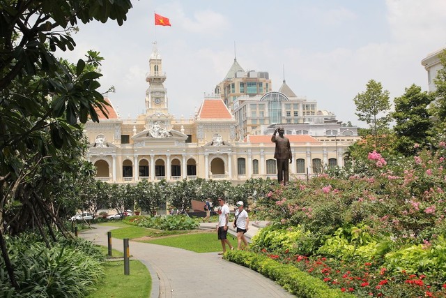 Hội đồng nhân dân TP.HCM miễn nhiệm 2 chức danh trưởng ban ảnh 1