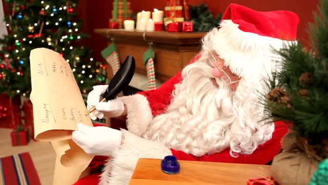 13 phong tục đón Giáng sinh “kỳ cục” nhất trên thế giới ảnh 13