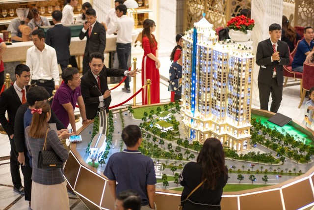 Vỡ òa những cung bậc cảm xúc của vẻ đẹp Ý tại căn hộ mẫu "thành Rome" ảnh 1