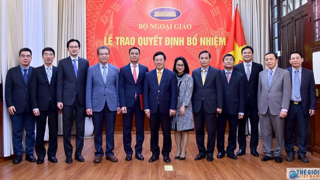Công bố quyết định nhân sự Bộ Ngoại giao của Thủ tướng Chính phủ ảnh 1