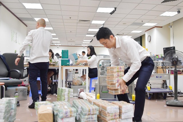 Vietcombank đã sẵn sàng cho hệ thống ATM phục vụ Tết ảnh 1