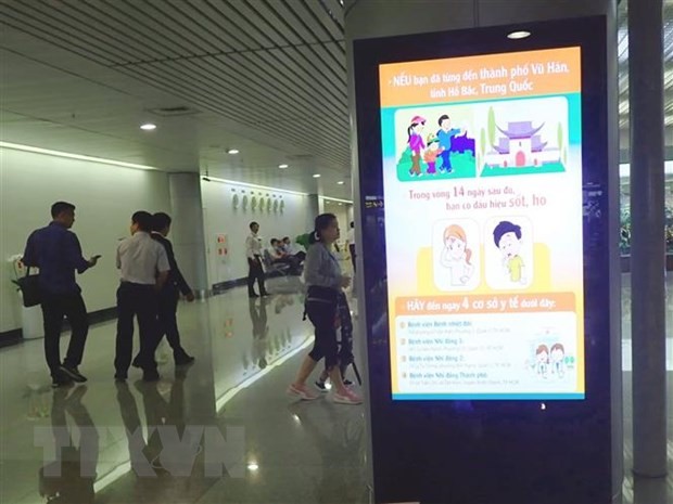Thắt chặt kiểm soát bệnh viêm phổi lạ tại sân bay Tân Sơn Nhất ảnh 1